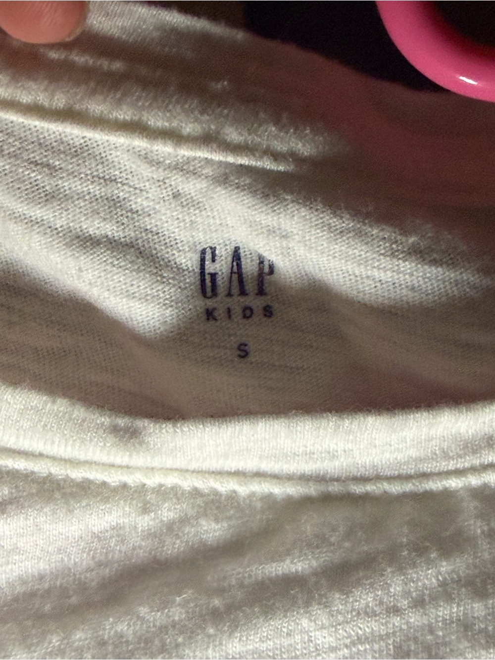 GAP Cream Ruffle Sleeve Tee - Picture 3 of 4